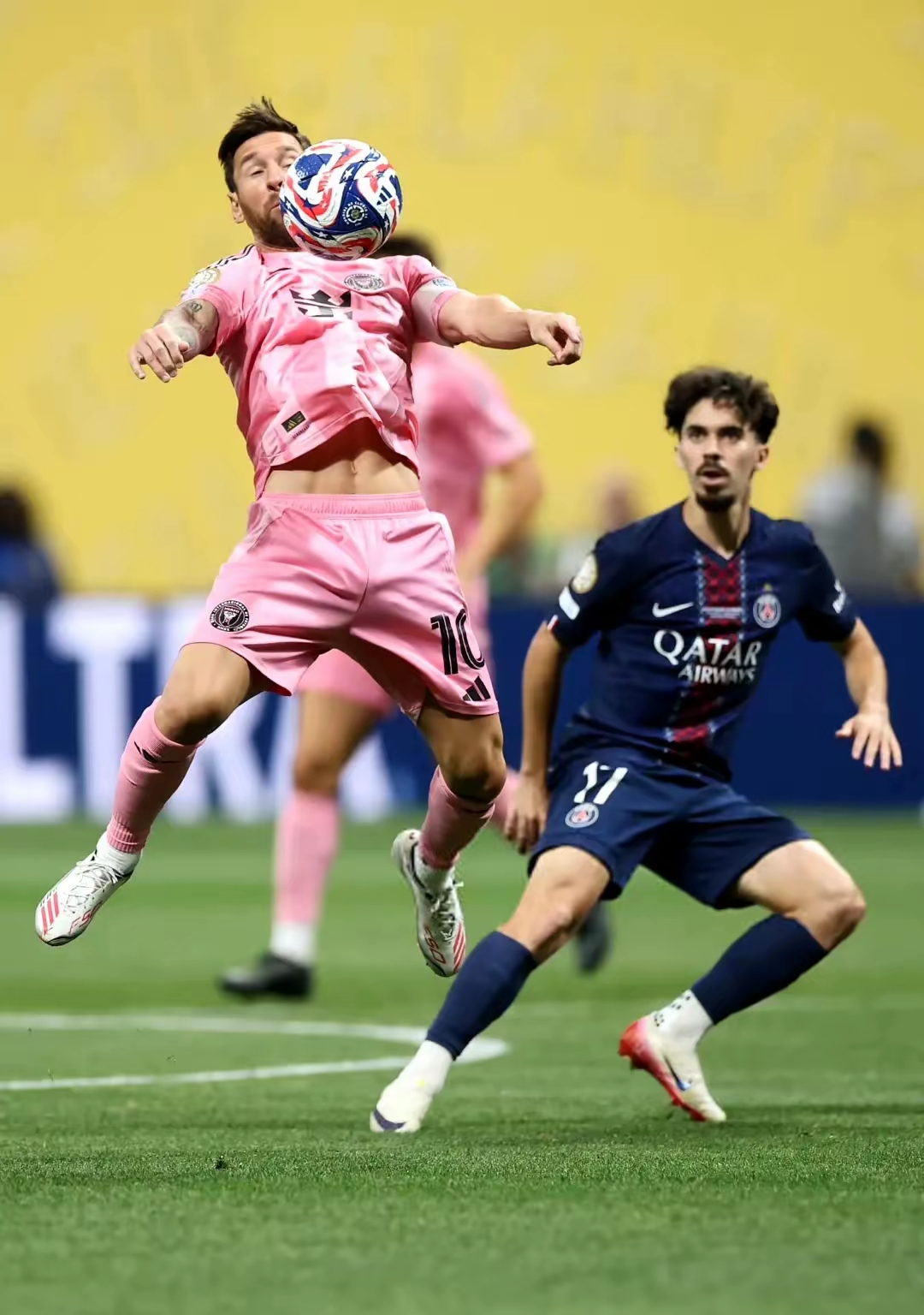 包含NBA常规赛国际比赛日走向成谜，巴黎圣日耳曼造点机会，更衣室稳定，数据趋势出现新变化的词条