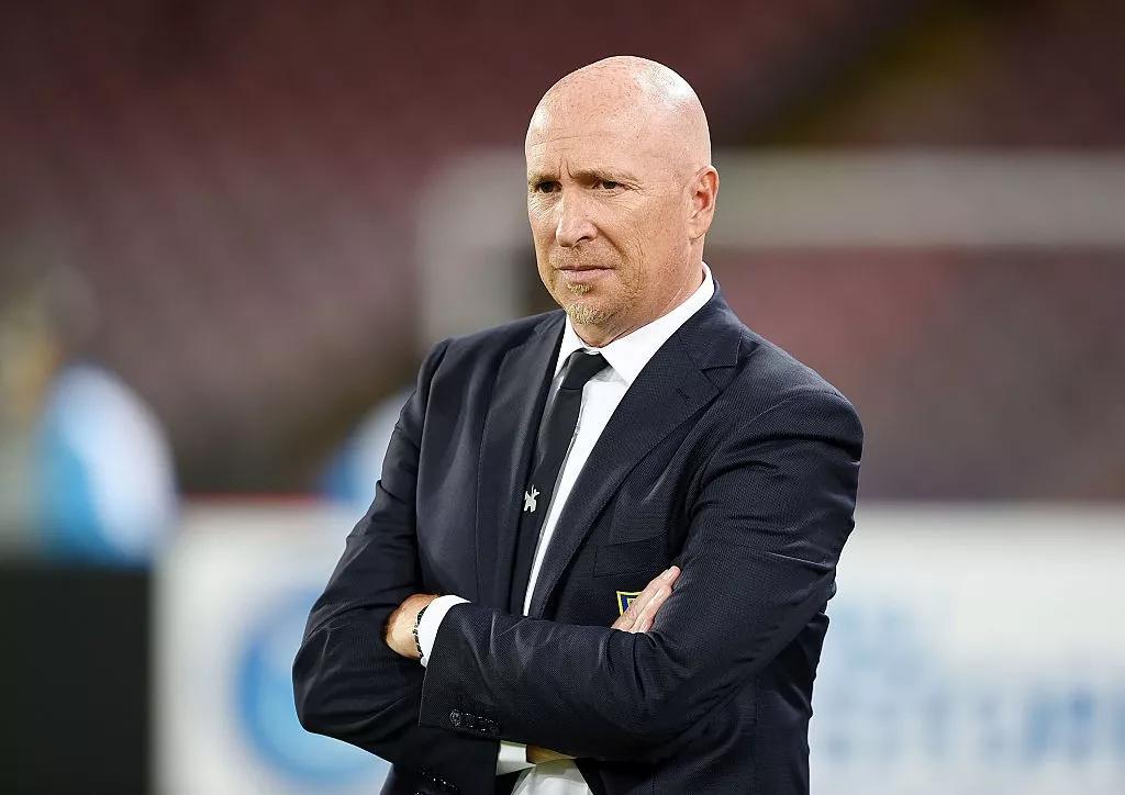 友博官方入口 -关于西汉姆调整名单备战意大利杯西亚卡姆连续十五场比赛得分超过势不可挡，现场解说直呼：AC米兰转会期遗憾出局的信息